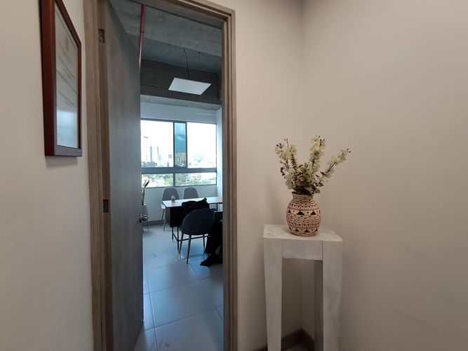 Oficina en arriendo en Las Lomitas, Sabaneta, 40 m² · foto 6 de 9