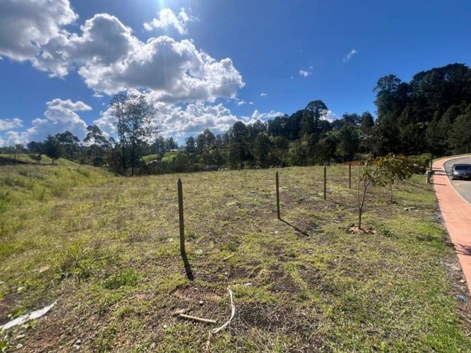 Lote en venta en Don Diego, El Retiro · foto 11 de 17