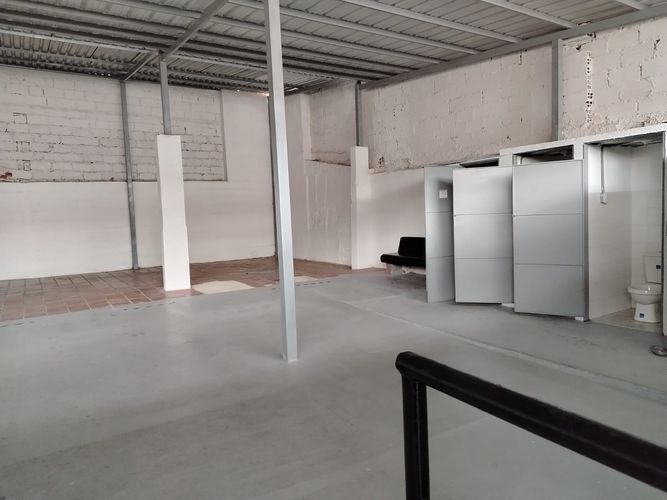 Casa de 7 alcobas en venta en Casco Antiguo - Floridablanca, Floridablanca, 362 m² · foto 19 de 24
