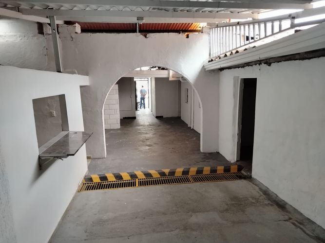 Casa de 7 alcobas en venta en Casco Antiguo - Floridablanca, Floridablanca, 362 m² · foto 20 de 24