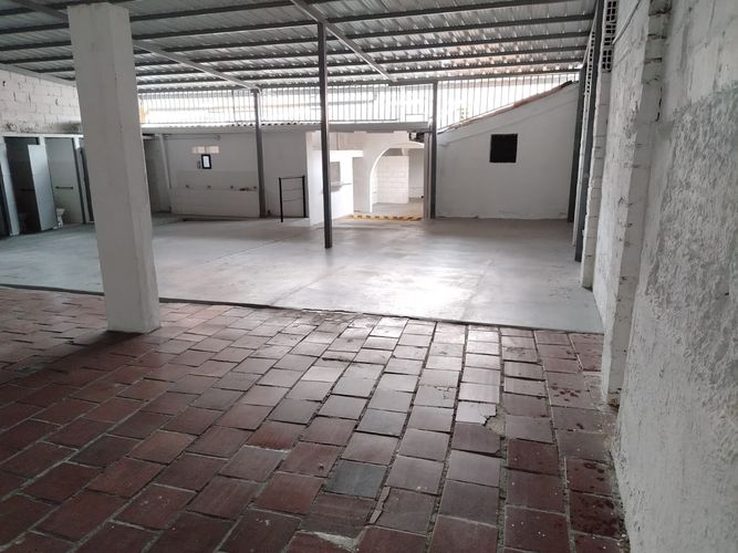 Casa de 7 alcobas en venta en Casco Antiguo - Floridablanca, Floridablanca, 362 m² · foto 23 de 24