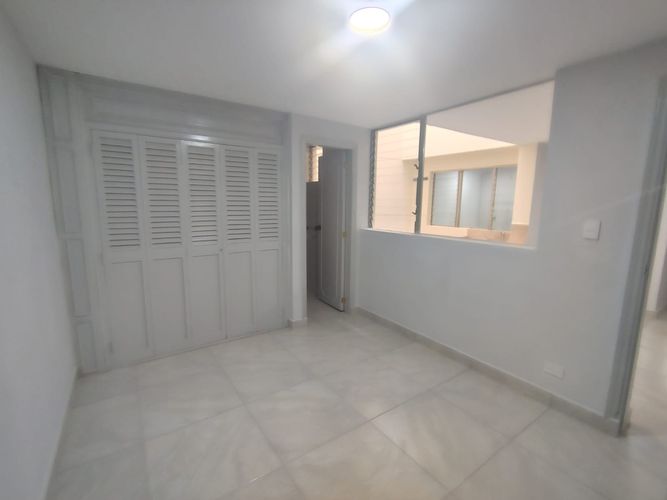 Oficina en arriendo en Laureles, Medellín, 18 m² · foto 5 de 18