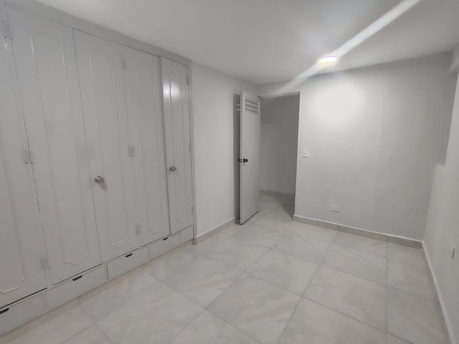 Oficina en arriendo en Laureles, Medellín, 18 m² · foto 6 de 18