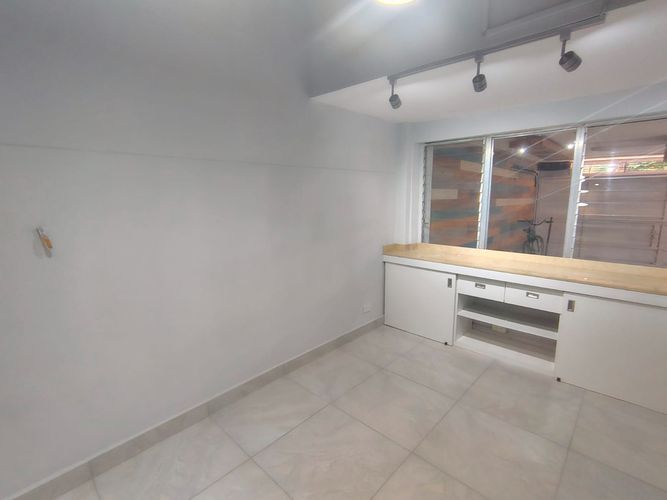 Oficina en arriendo en Laureles, Medellín, 18 m² · foto 13 de 18
