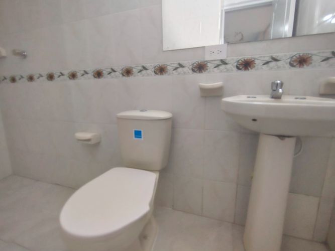 Oficina en arriendo en Laureles, Medellín, 18 m² · foto 11 de 18