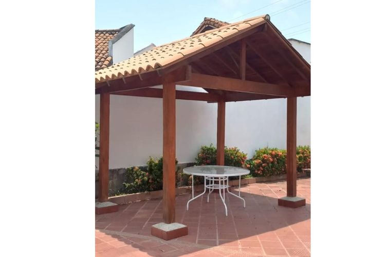 Casa de 3 alcobas en venta en Girardot, Ricaurte, 160 m² · foto 5 de 12