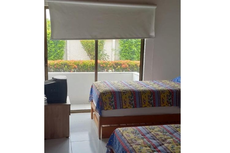 Casa de 3 alcobas en venta en Girardot, Ricaurte, 160 m² · foto 11 de 12