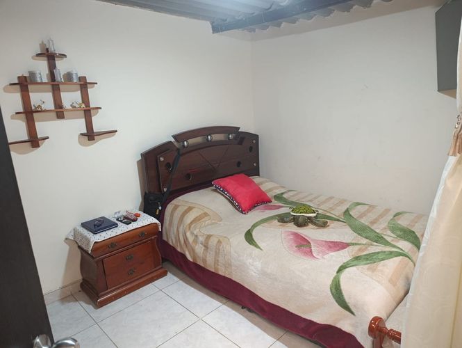 Casa de 5 alcobas en venta en Linconl, Soacha, 144 m² · foto 12 de 24