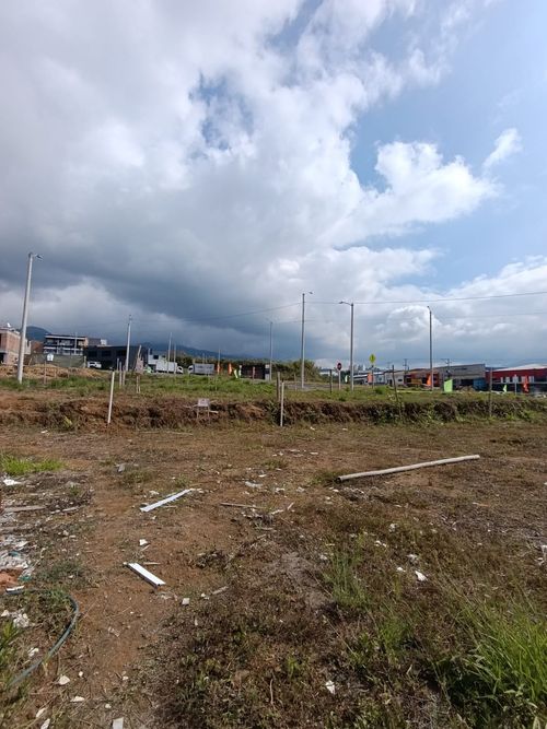 Lote en venta en El Estanquillo Bajo, Dosquebradas, 55 m² · foto 4 de 6