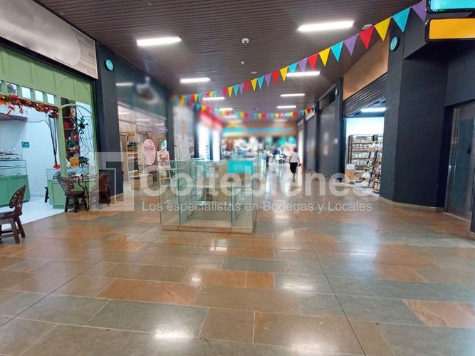 Local en venta en Laureles, Medellín · foto 3 de 6
