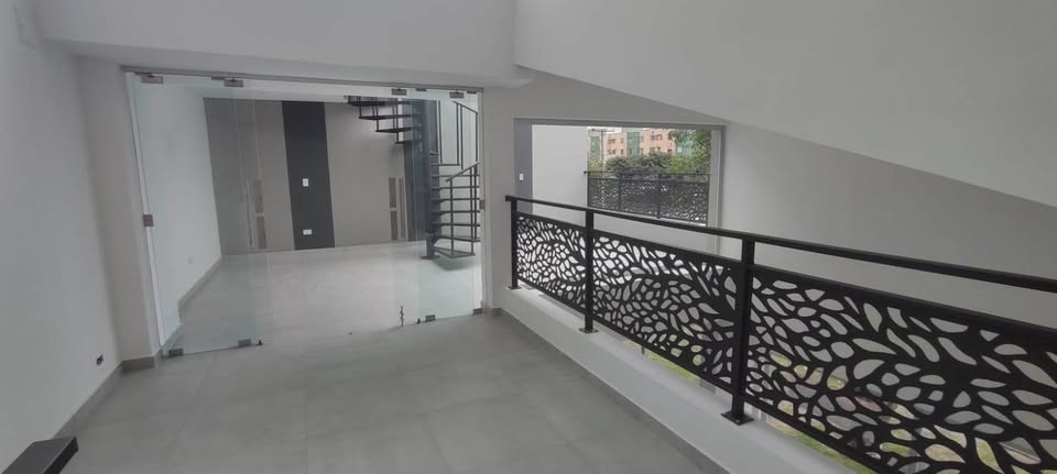 Casa en venta en Normandia, Bogotá · foto 2 de 14