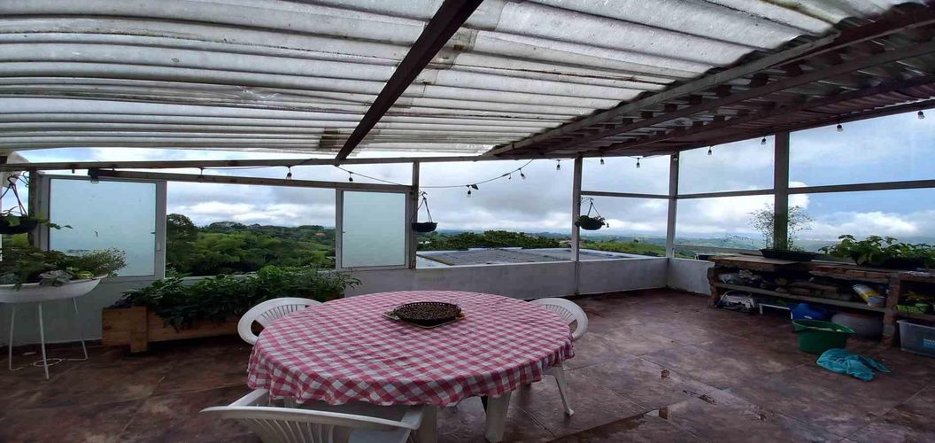 Finca en venta en Tribunas Corcega, Pereira, 420 m² · foto 2 de 24