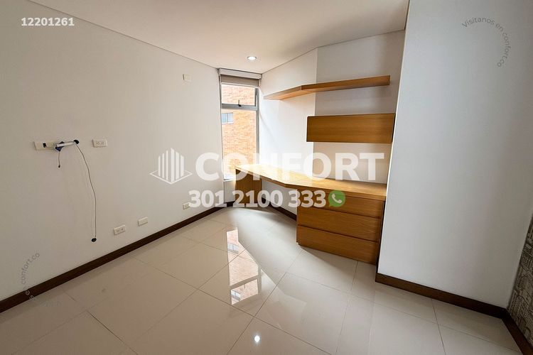 Apartamento de 2 alcobas en arriendo en Los Balsos, Medellín, 113 m² · foto 5 de 23