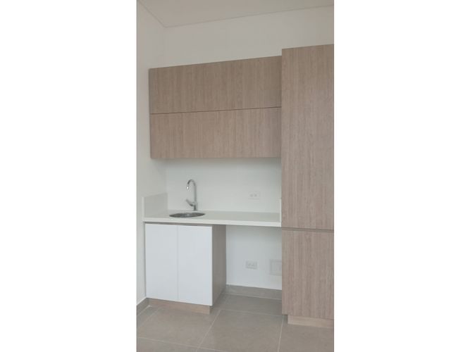 Consultorio en venta en Cr. Zonata, Armenia, 26 m² · foto 4 de 7