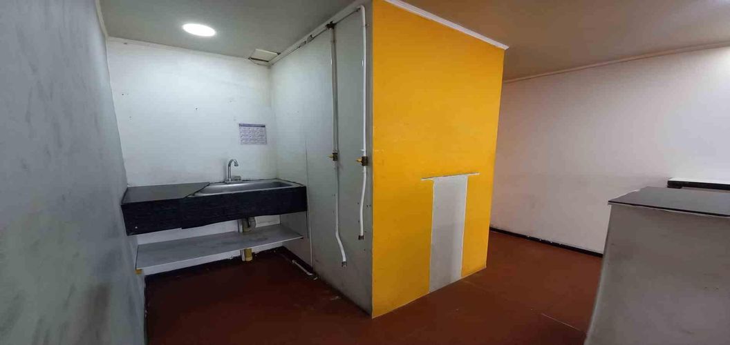 Local en venta en La Argentina, Manizales, 30 m² · foto 8 de 12