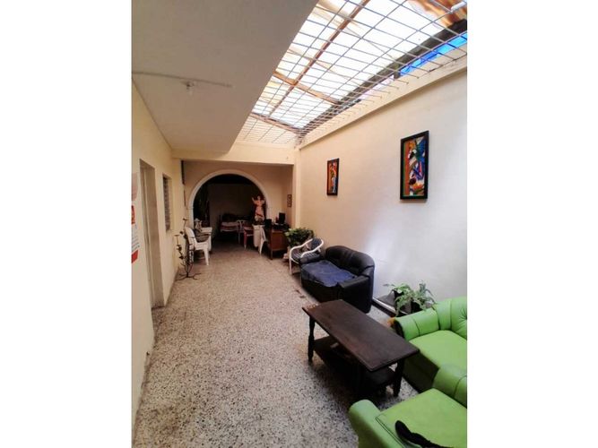 Casa de 6 alcobas en venta en Boston, Medellín, 350 m² · foto 4 de 24