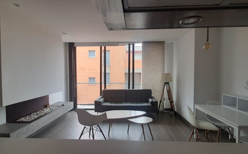 Apartamento de 3 alcobas en venta en Chicó Reservado, Bogotá, 90 m² · foto 2 de 17