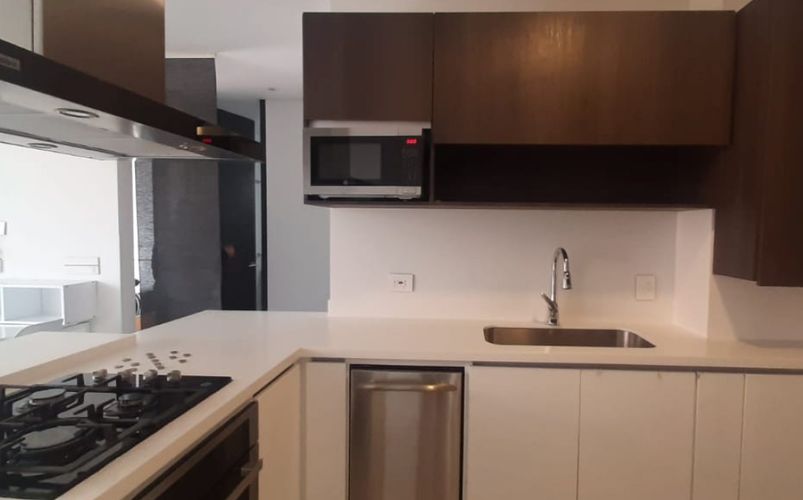 Apartamento de 3 alcobas en venta en Chicó Reservado, Bogotá, 90 m² · foto 6 de 17