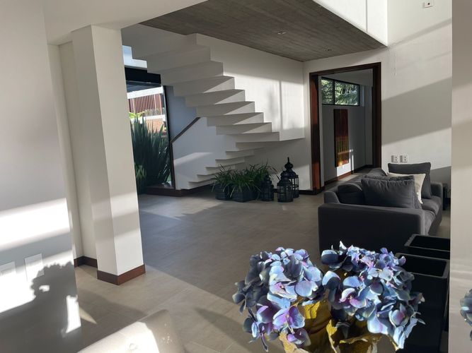 Casa de 5 alcobas en venta en Guaymaral, Bogotá, 440 m² · foto 6 de 24