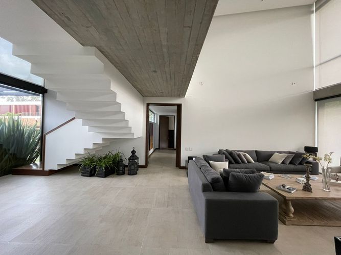 Casa de 5 alcobas en venta en Guaymaral, Bogotá, 440 m² · foto 7 de 24