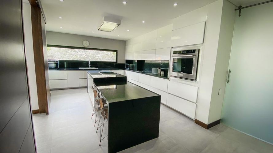 Casa de 5 alcobas en venta en Guaymaral, Bogotá, 440 m² · foto 13 de 24