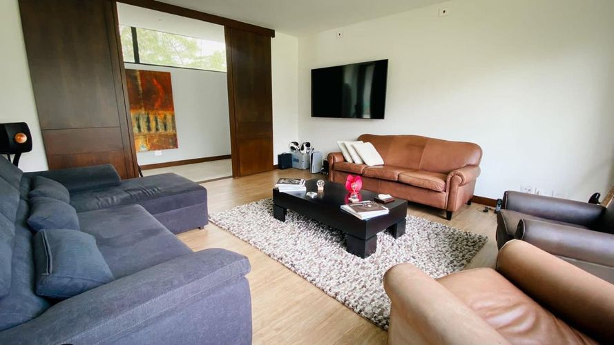 Casa de 5 alcobas en venta en Guaymaral, Bogotá, 440 m² · foto 16 de 24