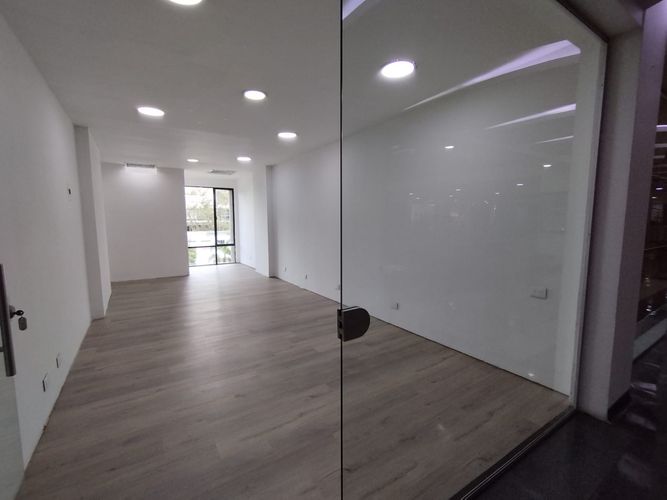 Local en arriendo en El Poblado, Medellín, 175 m² · foto 13 de 20