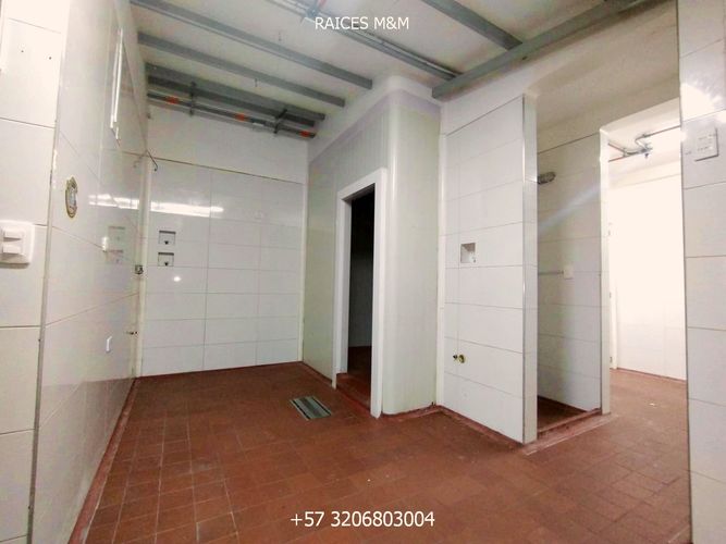 Local en arriendo en Tribunas Corcega, Pereira, 200 m² · foto 10 de 19