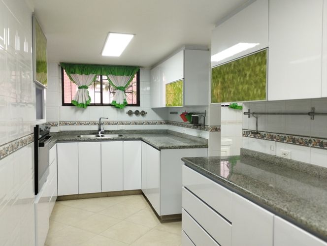 Apartamento en venta en Los Rosales, Bogotá · foto 3 de 24