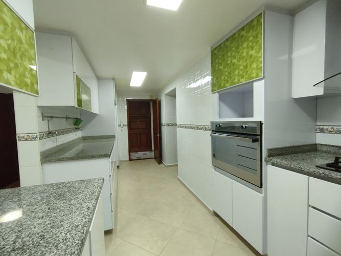 Apartamento en venta en Los Rosales, Bogotá · foto 4 de 24