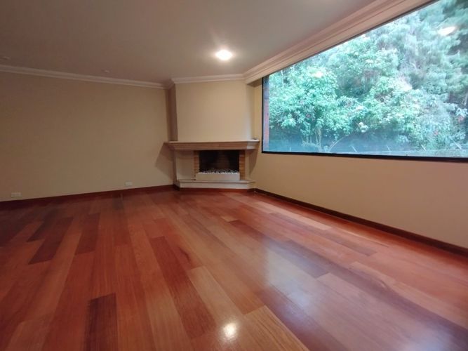 Apartamento en venta en Los Rosales, Bogotá · foto 11 de 24