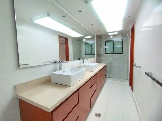 Apartamento en venta en Los Rosales, Bogotá · foto 14 de 24