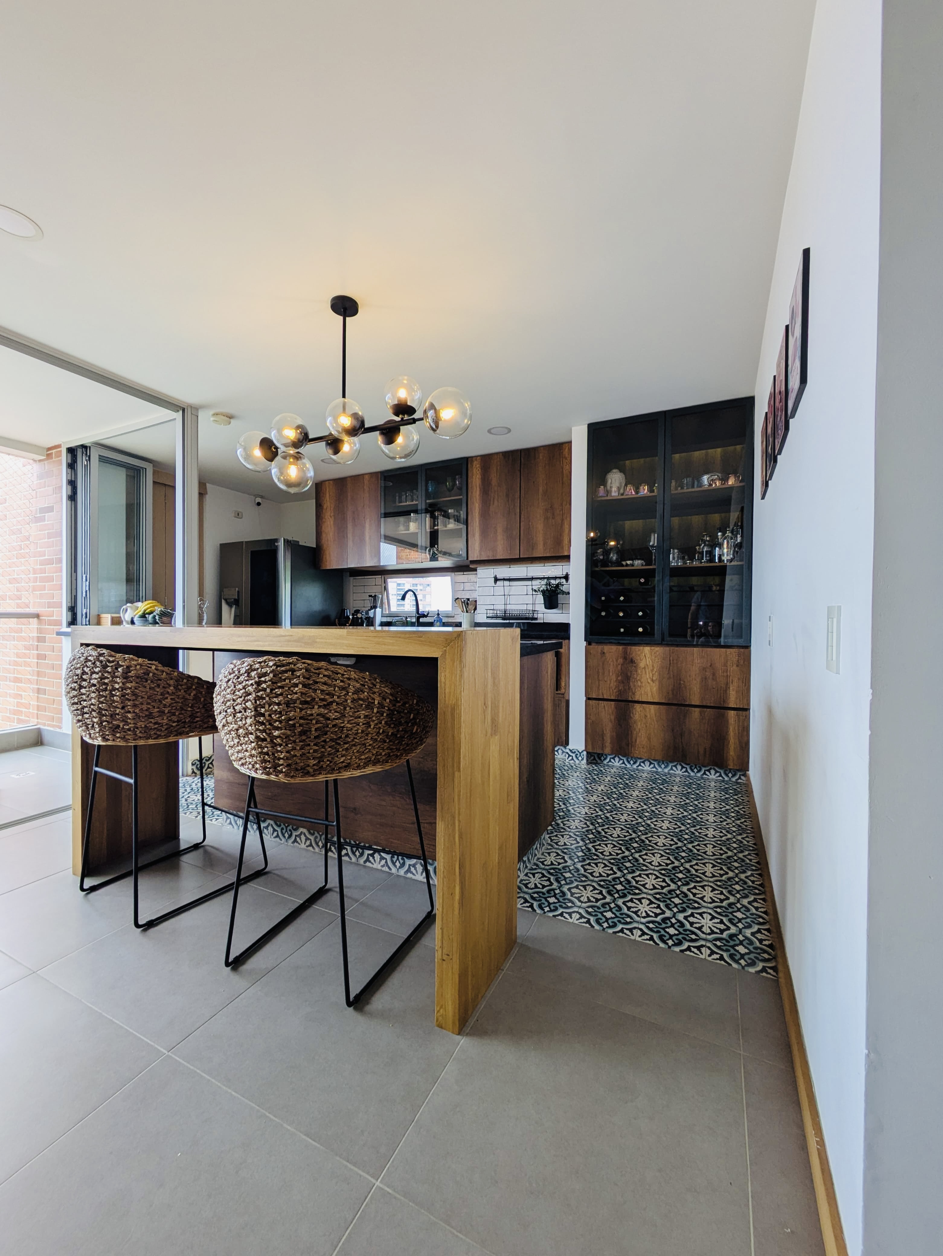 Apartamento en venta en Loma Del Esmeraldal, Envigado · foto 2 de 12
