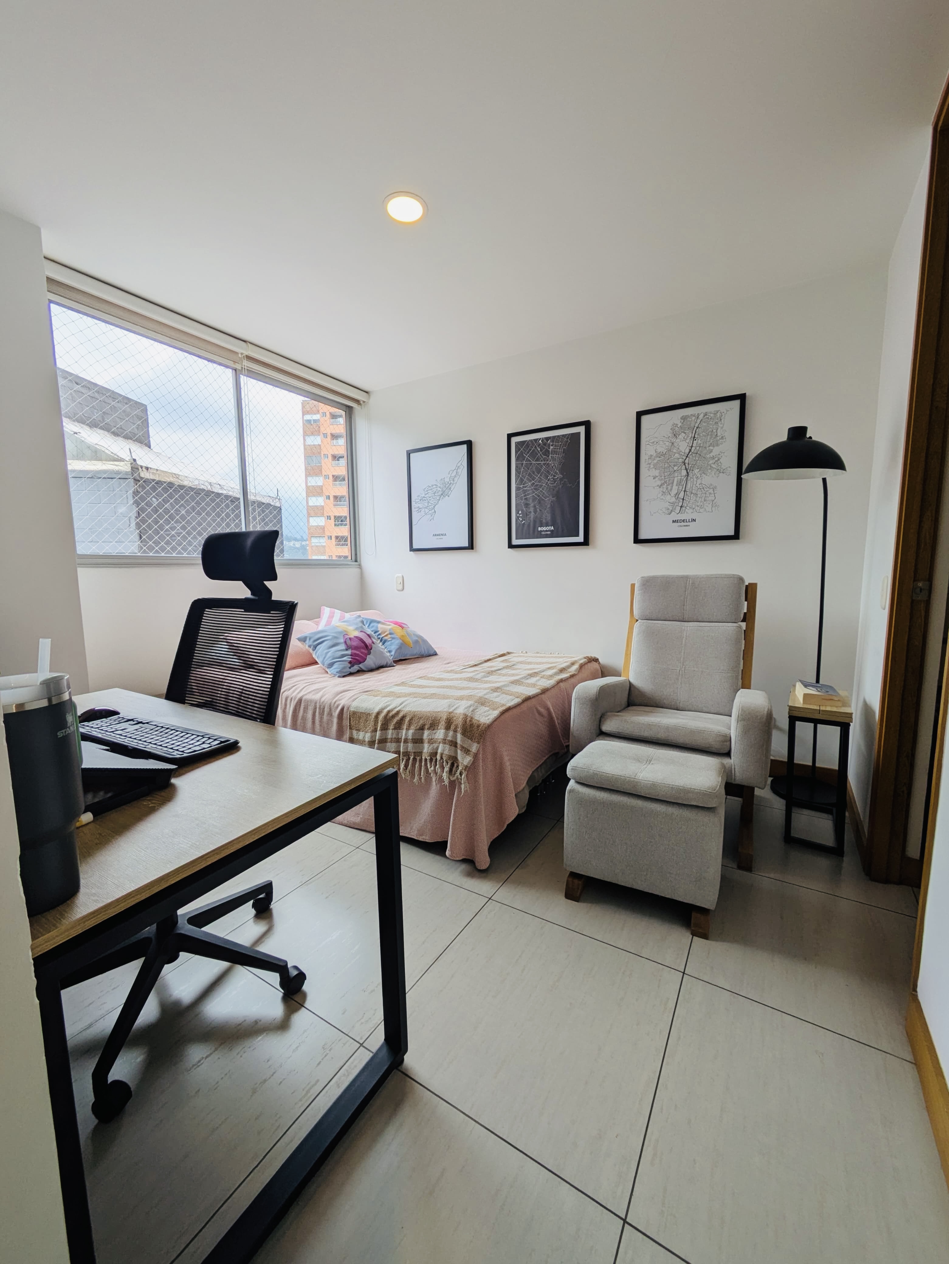 Apartamento en venta en Loma Del Esmeraldal, Envigado · foto 9 de 12