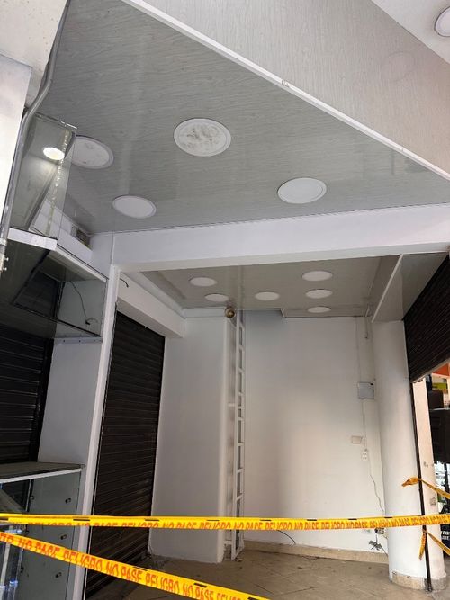 Local en arriendo en La Candelaria, Medellín, 15 m² · foto 4 de 7