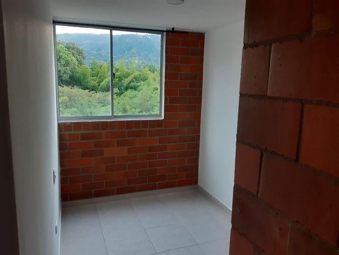 Apartamento de 3 alcobas en venta en Villa Paraiso, Piedecuesta, 55 m² · foto 3 de 14