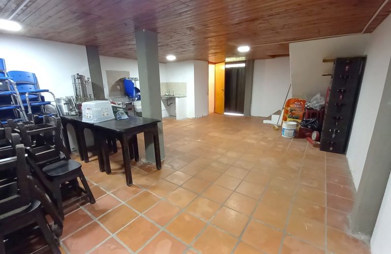 Local en arriendo en Lejos Del Nido, El Retiro, 220 m² · foto 12 de 24