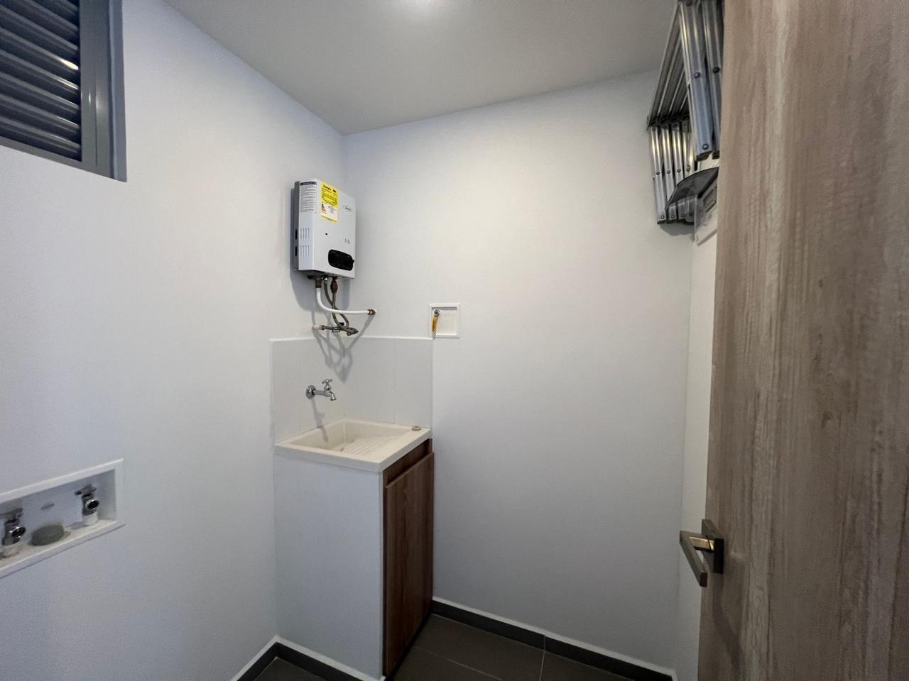 Apartamento en arriendo en El Poblado, Medellín · foto 14 de 14