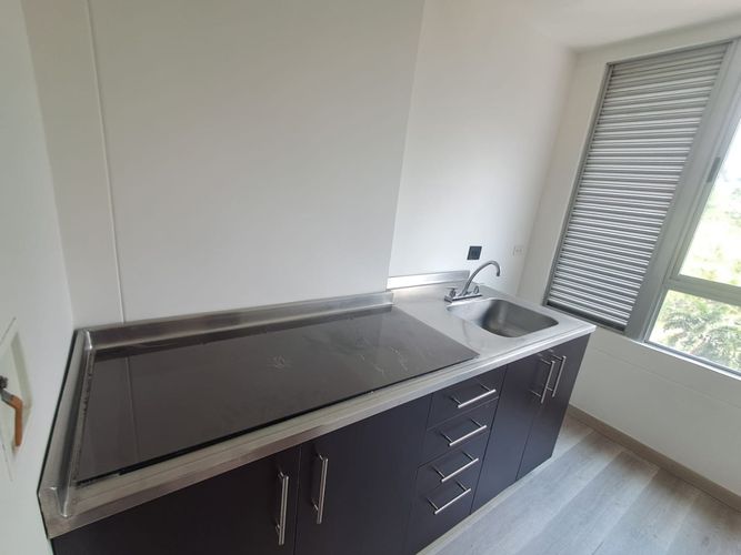 Oficina en arriendo en Castropol, Medellín, 140 m² · foto 17 de 18