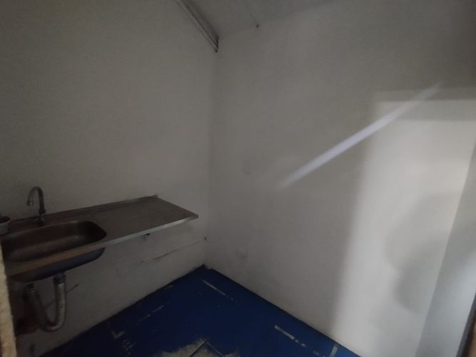 Local en arriendo en La Candelaria, Medellín, 20 m² · foto 10 de 11