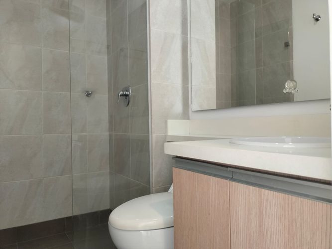 Apartamento de 3 alcobas en arriendo en El Poblado, Medellín, 135 m² · foto 17 de 18