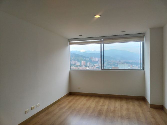 Apartamento de 3 alcobas en arriendo en El Poblado, Medellín, 135 m² · foto 12 de 18