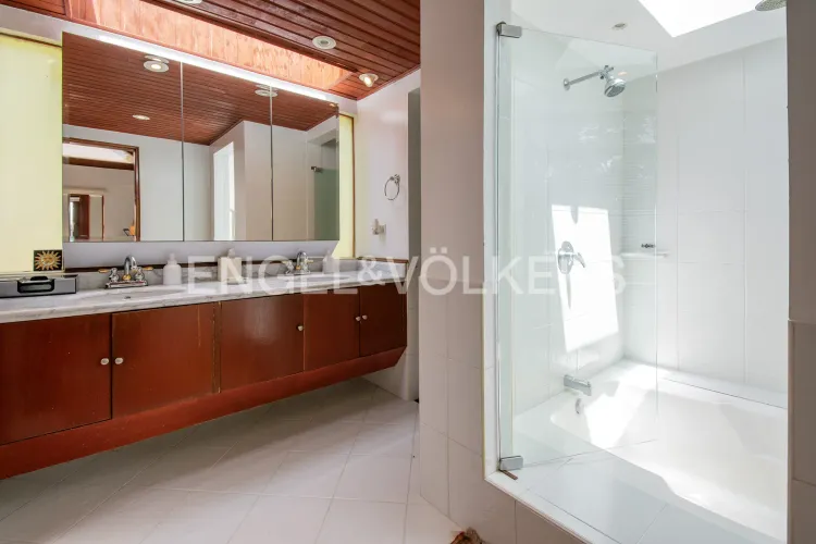 Casa de 6 alcobas en venta en Guaymaral, Bogotá, 550 m² · foto 16 de 20
