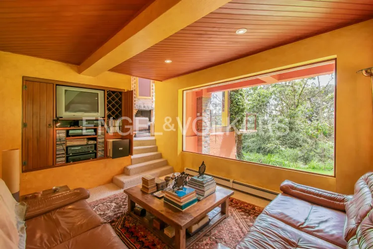 Casa de 6 alcobas en venta en Guaymaral, Bogotá, 550 m² · foto 13 de 20