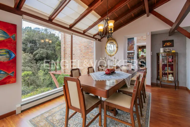 Casa de 6 alcobas en venta en Guaymaral, Bogotá, 550 m² · foto 3 de 20