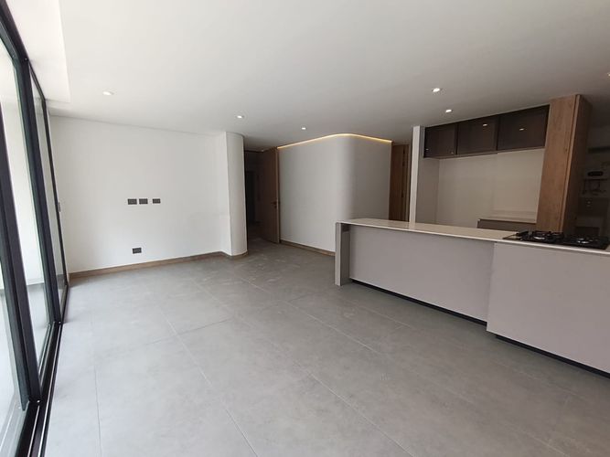 Apartamento de 3 alcobas en arriendo en La Castellana, Medellín, 98 m² · foto 4 de 20