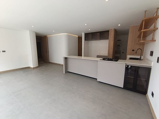 Apartamento de 3 alcobas en arriendo en La Castellana, Medellín, 98 m² · foto 5 de 20