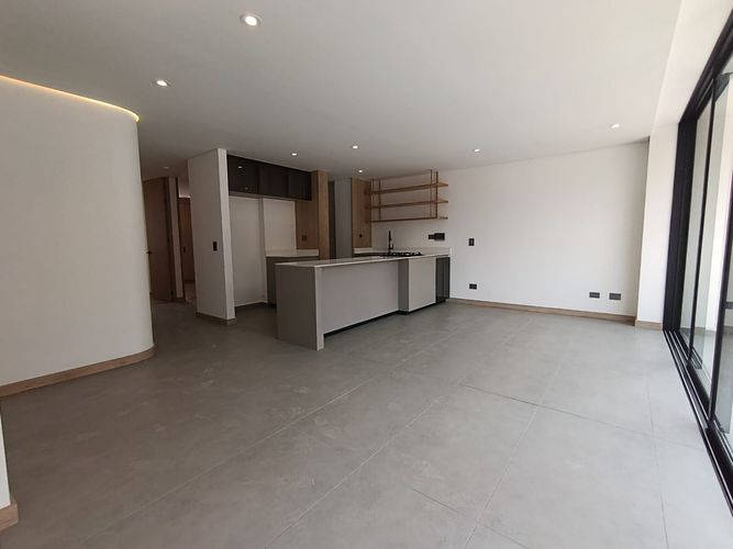 Apartamento de 3 alcobas en arriendo en La Castellana, Medellín, 98 m² · foto 7 de 20