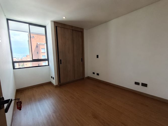 Apartamento de 3 alcobas en arriendo en La Castellana, Medellín, 98 m² · foto 11 de 20