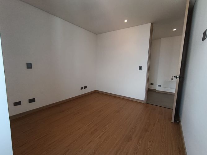 Apartamento de 3 alcobas en arriendo en La Castellana, Medellín, 98 m² · foto 15 de 20
